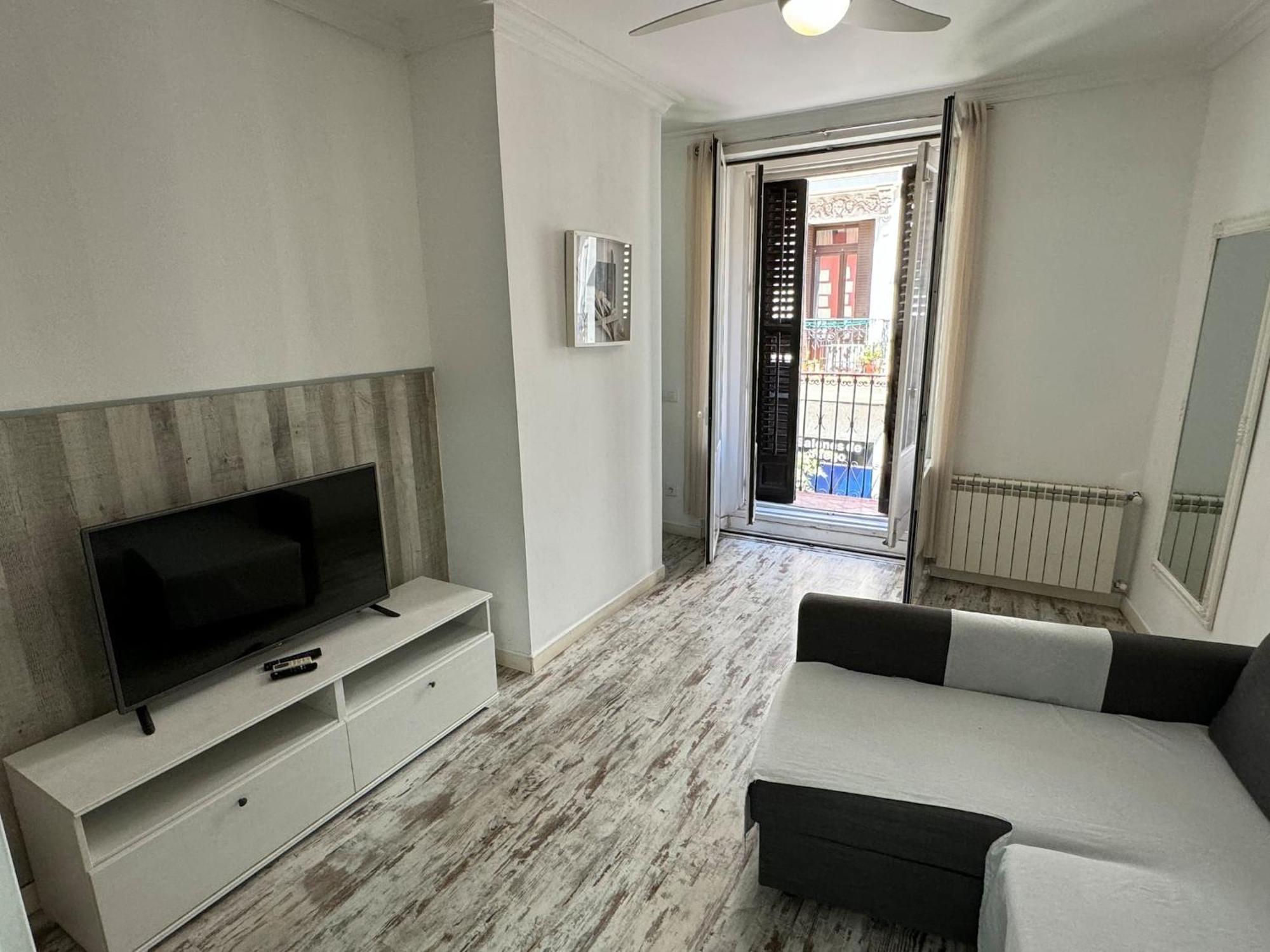Apartamentos Day Madrid Plaza De Espana Centro Gran Via Sol Malasana Buitenkant foto