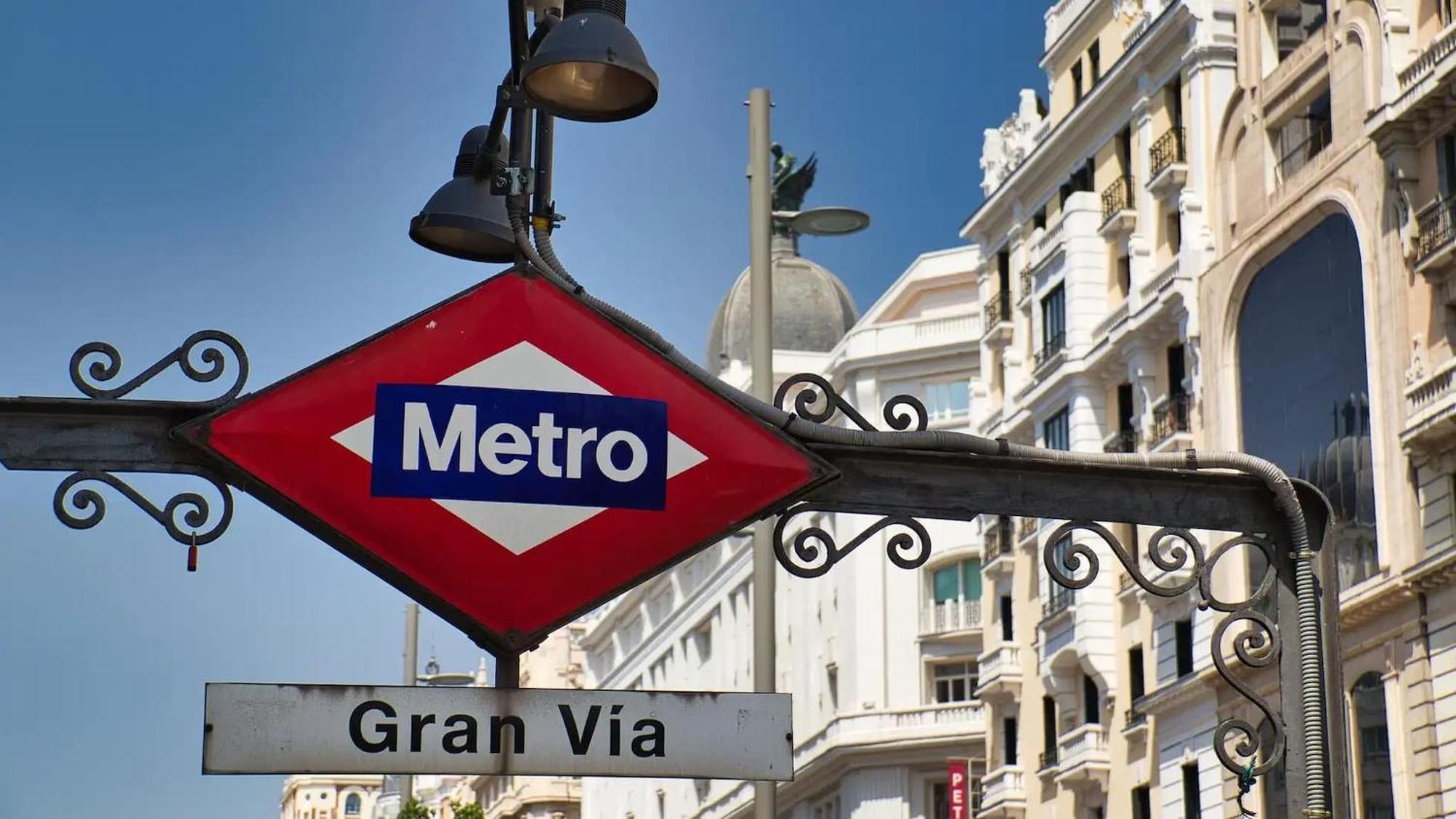 Apartamentos Day Madrid Plaza De Espana Centro Gran Via Sol Malasana Buitenkant foto